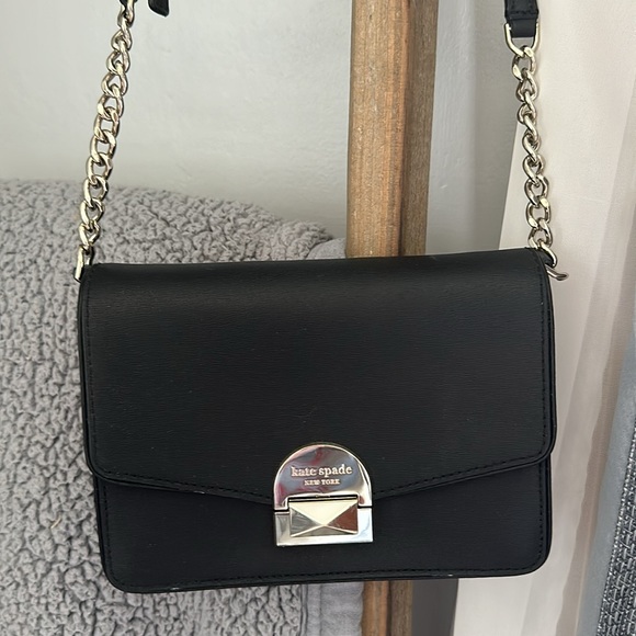 kate spade Handbags - Kate Spade: Cross Body bag